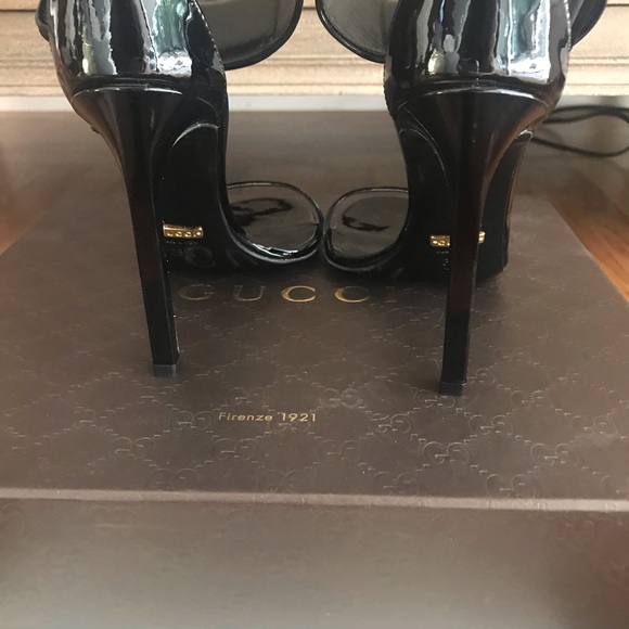 Gucci Rare Patent Buckle Strap Stilettos Size 35.5 - Picture 6 of 7